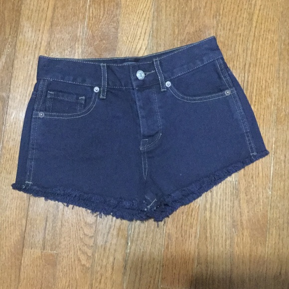 Brandy Melville Pants - NWOT Brandy Melville Blue Jean Short Size 29